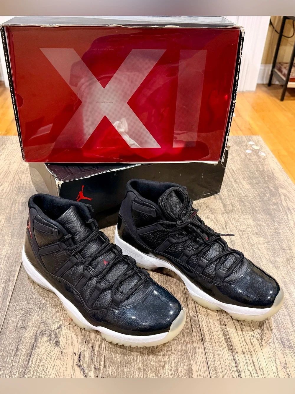 Like New Air Jordan 11 High Retro 72-10 Sneakers Black w/ White Soles Size 11.5